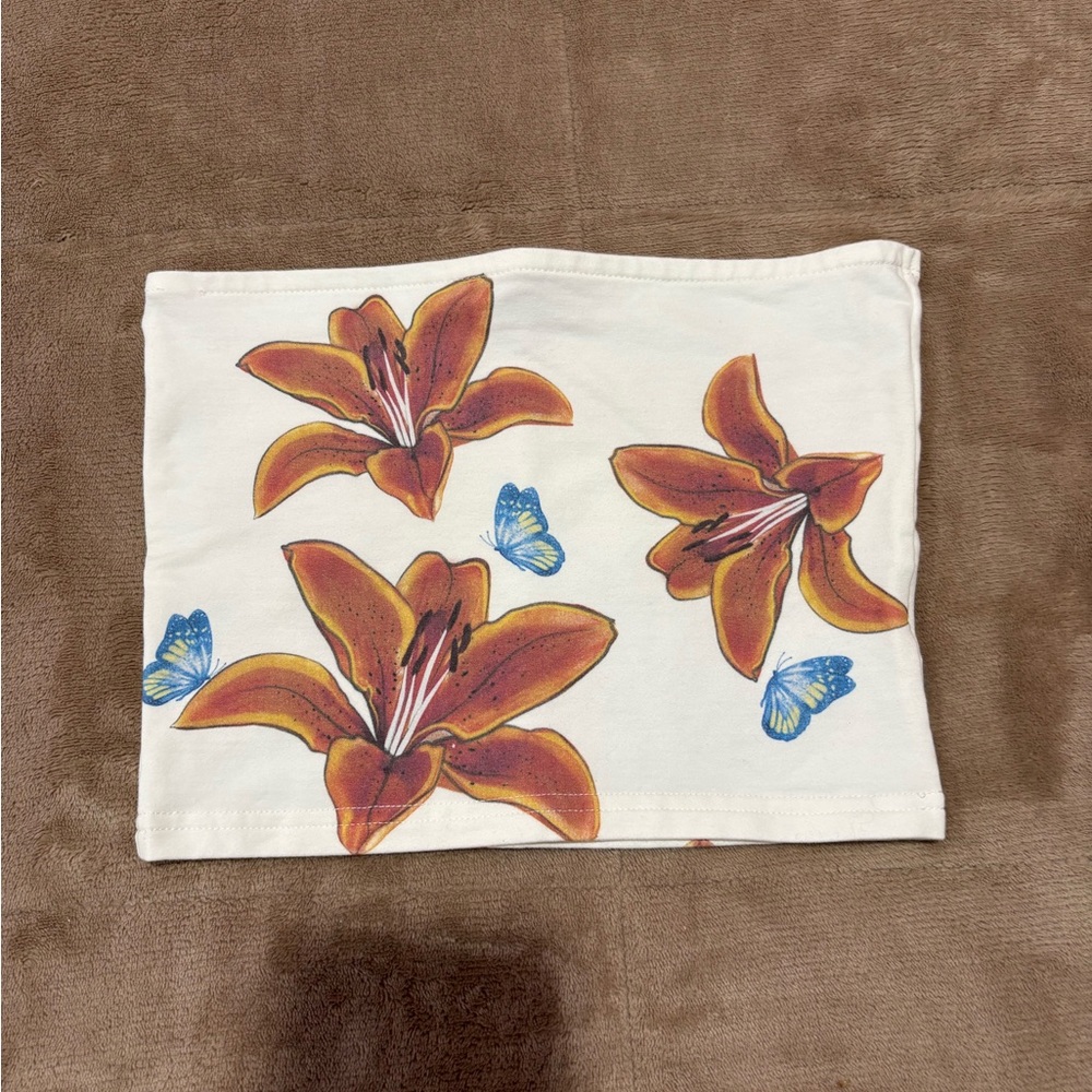 Edikted Tiger Lily Tube Top